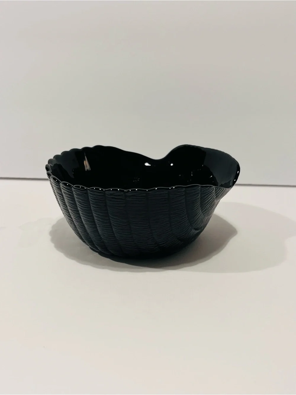 Vintage Arcoroc Coquillage Black Glass Sea Shell Set of 7 Serving Bowls